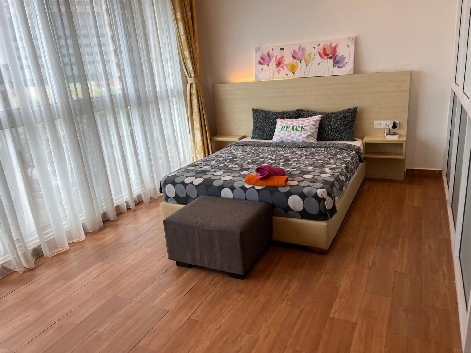 Regalia Service Suites Klcc Skypool 쿠알라룸푸르 객실 사진